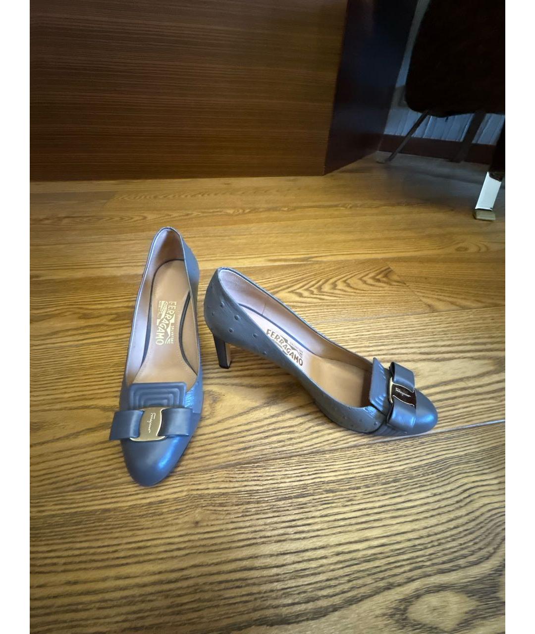FERRAGAMO Серые туфли из экзотической кожи, фото 7