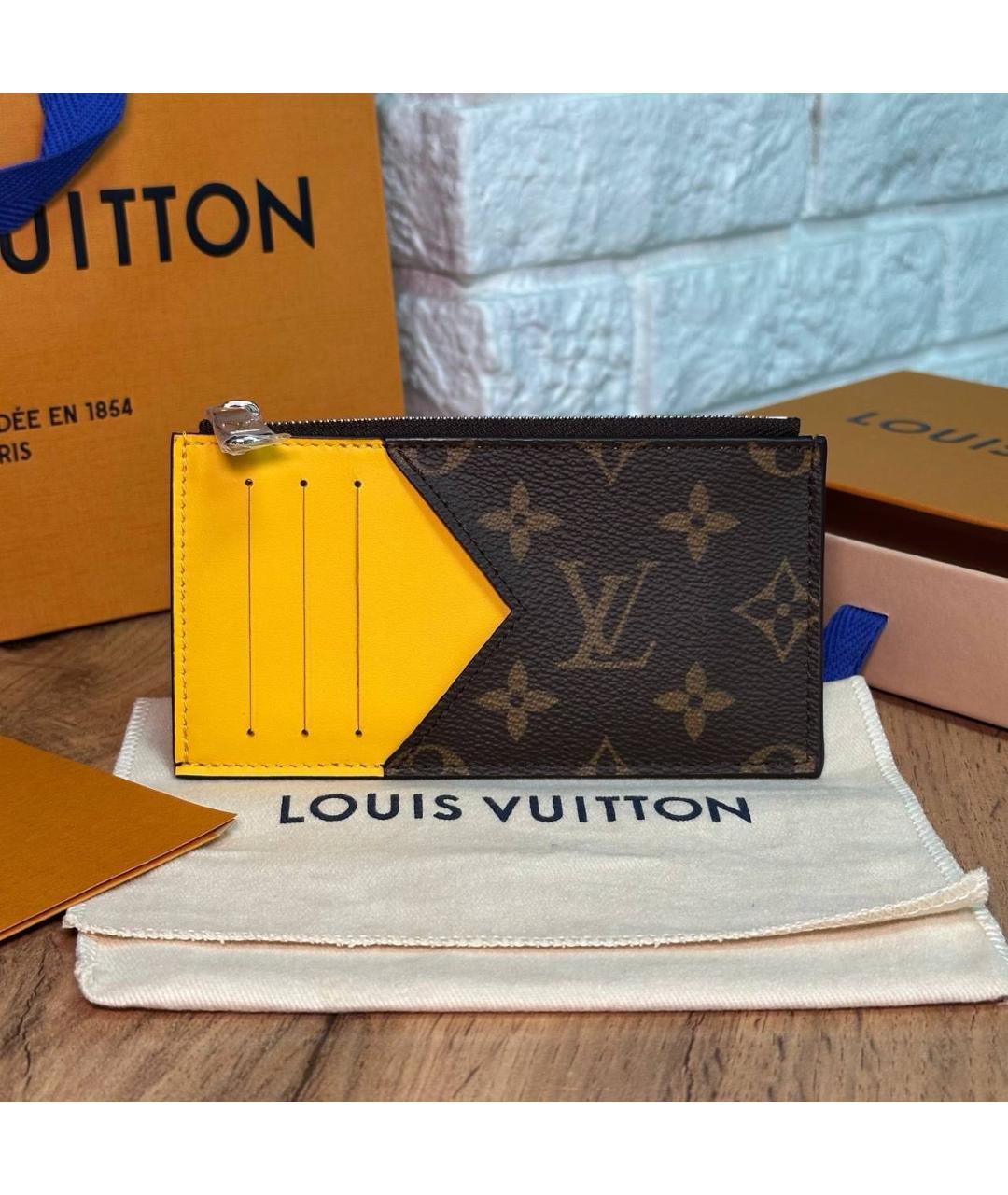 LOUIS VUITTON Желтый кардхолдер, фото 4