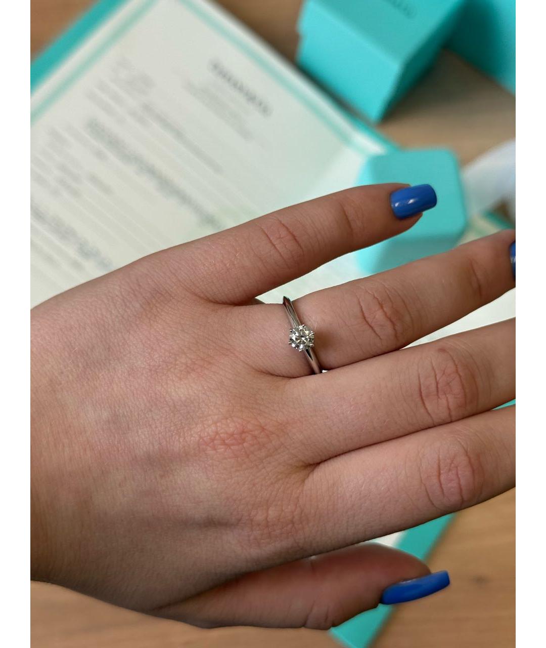 TIFFANY&CO Белое платиновое кольцо, фото 5
