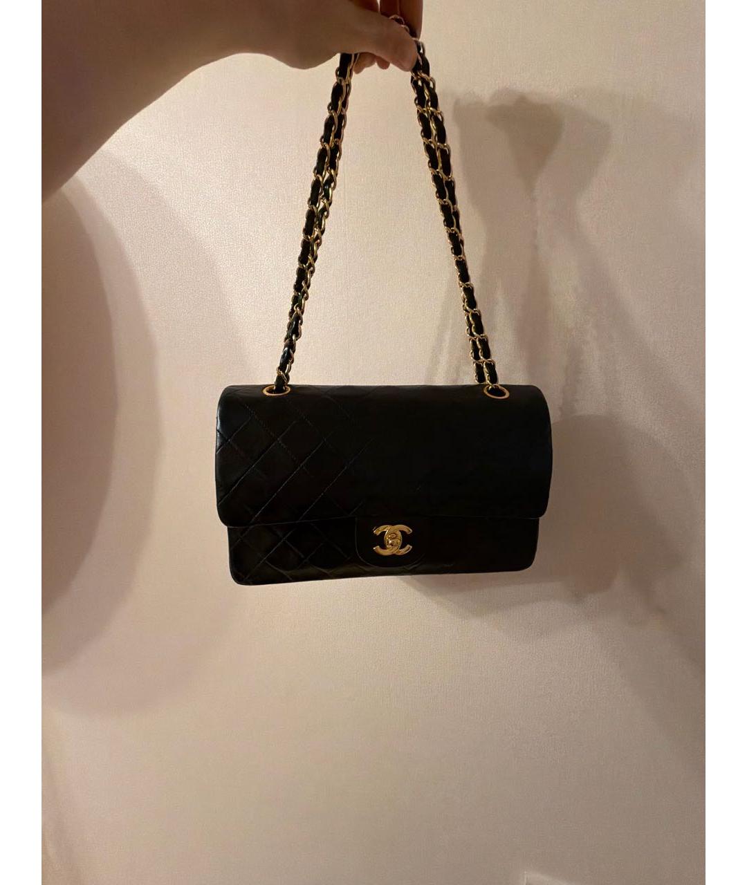 CHANEL Черная кожаная сумка через плечо, фото 8