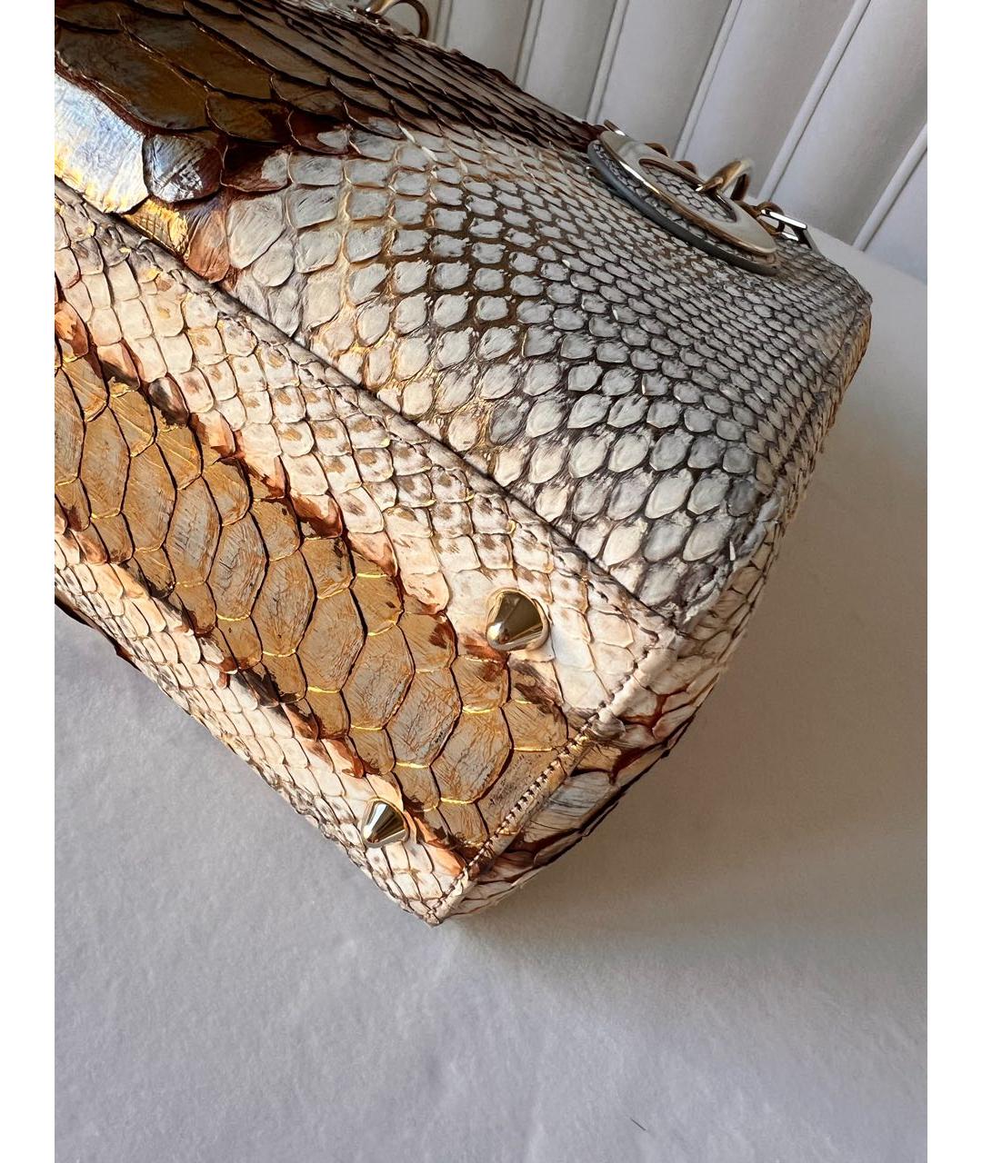 CHRISTIAN DIOR Бежевая сумка с короткими ручками из экзотической кожи, фото 8