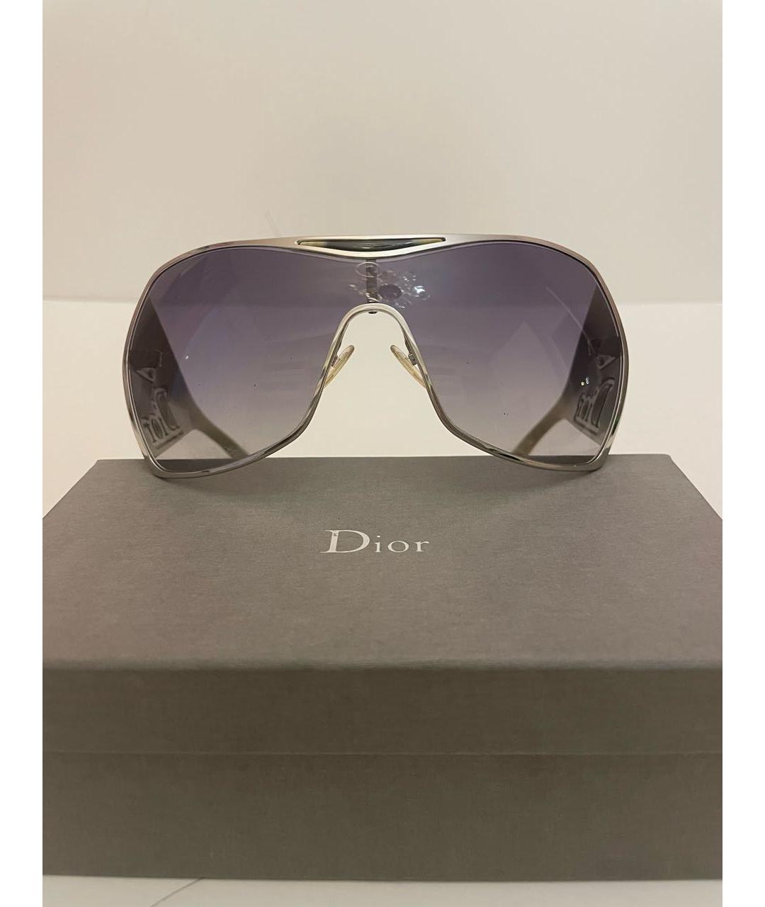 CHRISTIAN DIOR Серые пластиковые солнцезащитные очки, фото 4