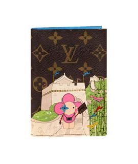 LOUIS VUITTON Обложка/футляр
