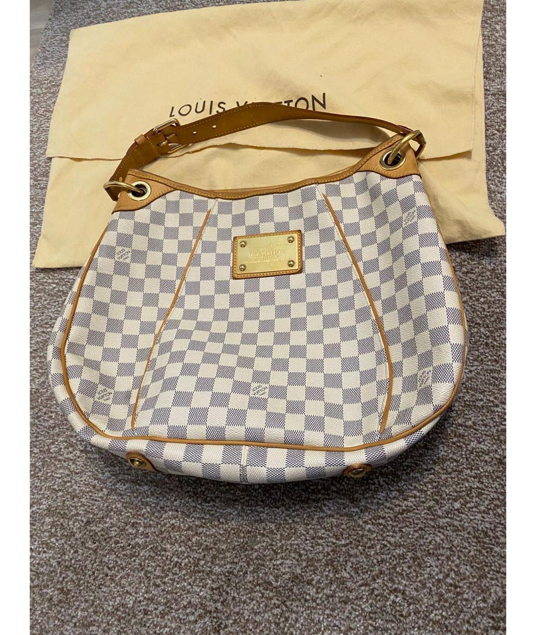 LOUIS VUITTON Белая сумка через плечо, фото 2