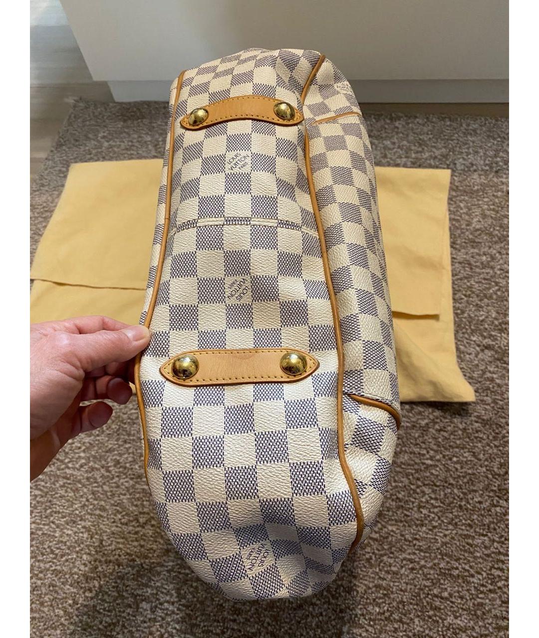 LOUIS VUITTON Белая сумка через плечо, фото 3