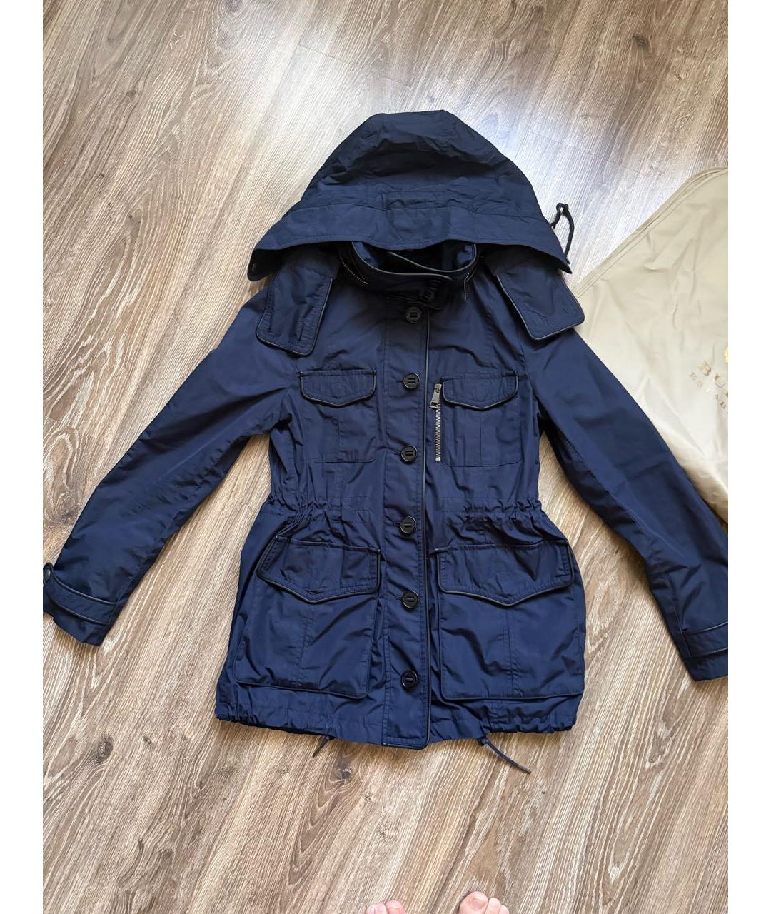 BURBERRY Темно-синяя полиэстеровая куртка, фото 2