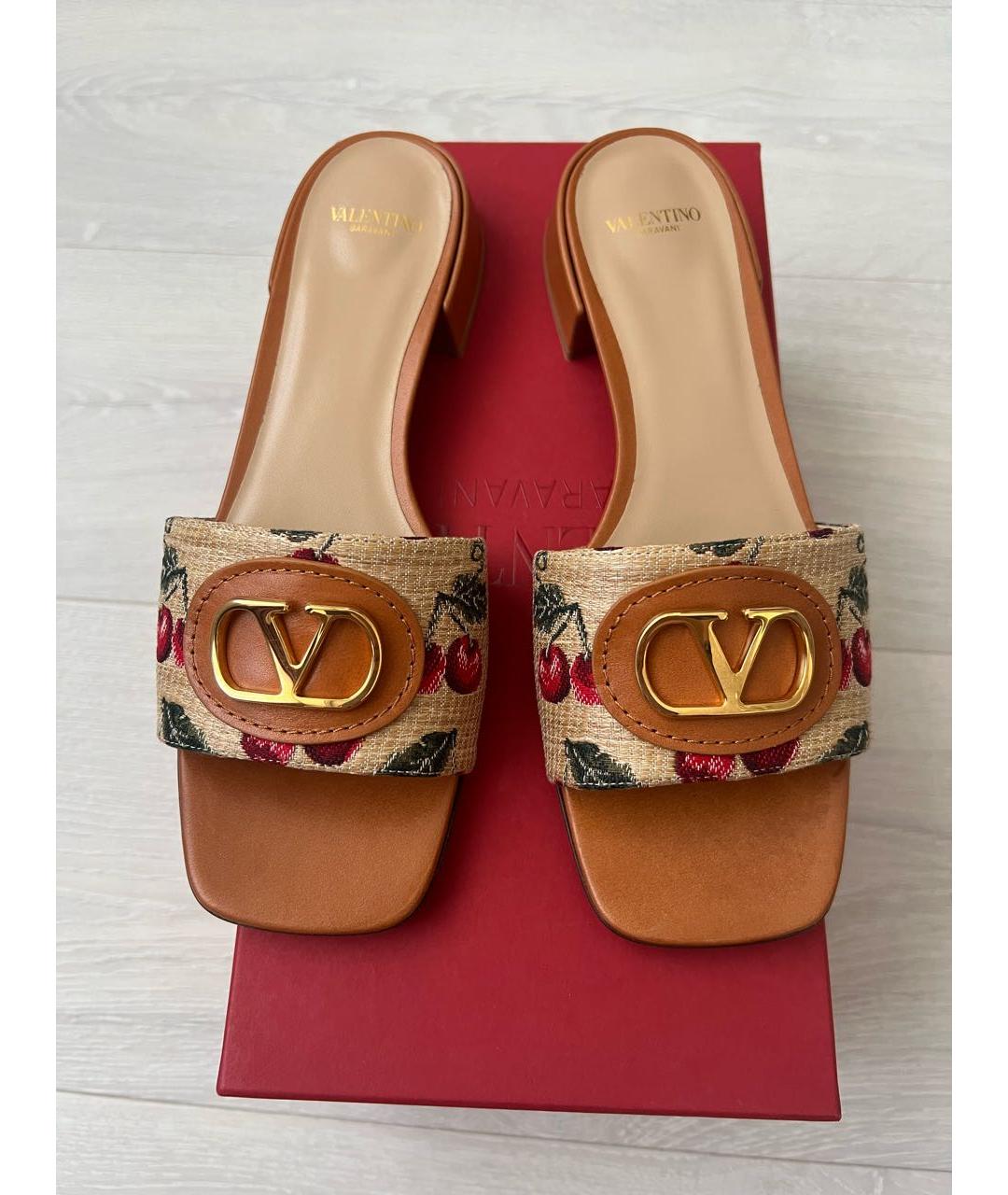 VALENTINO Бежевые сандалии, фото 7