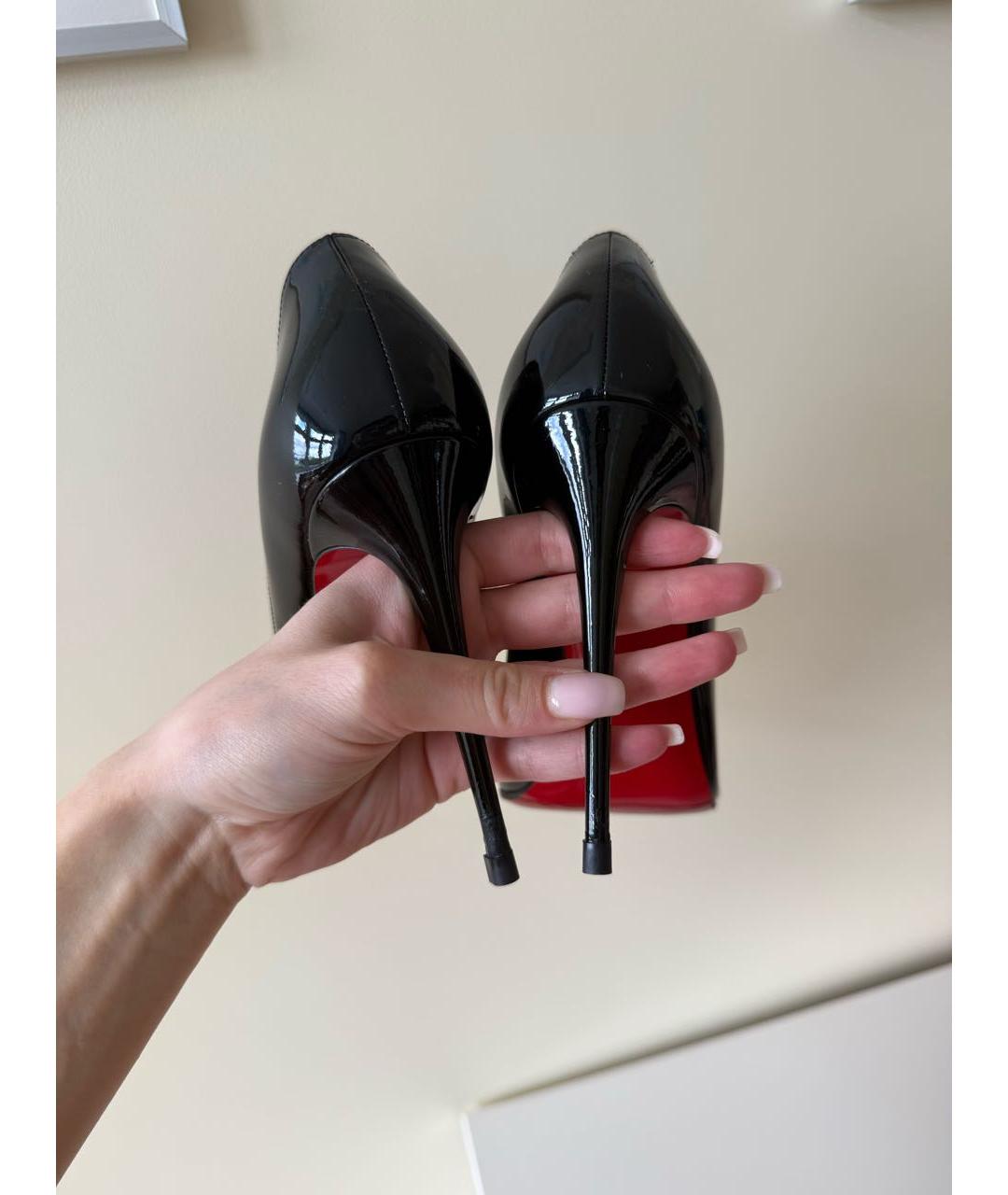 CHRISTIAN LOUBOUTIN Черные туфли из лакированной кожи, фото 2