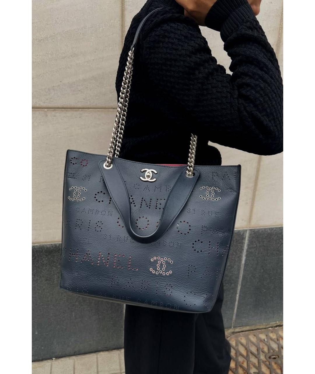 CHANEL Черная кожаная сумка тоут, фото 5