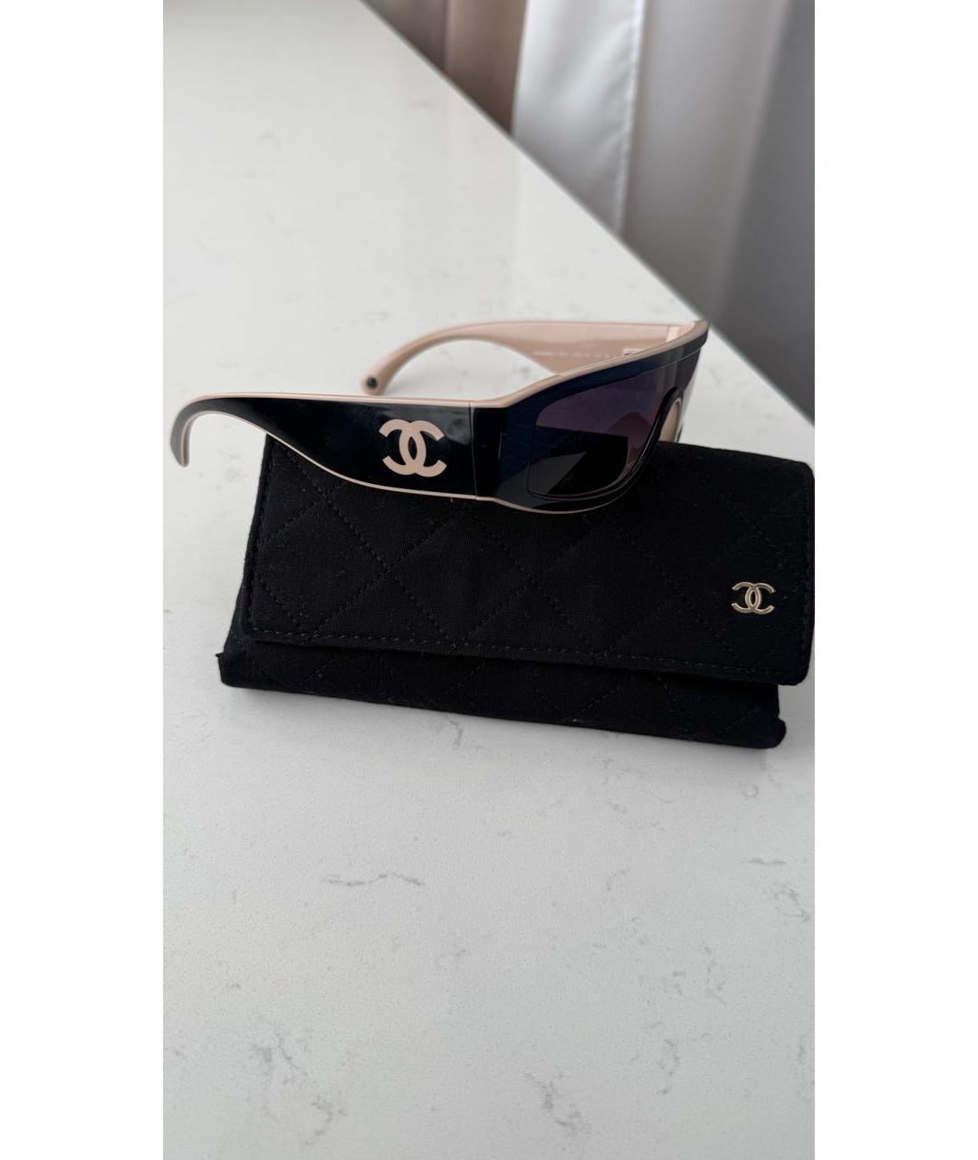 CHANEL Черные пластиковые солнцезащитные очки, фото 2