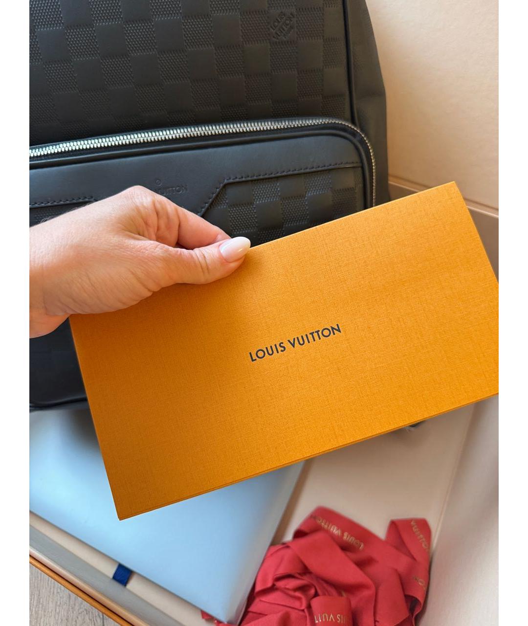 LOUIS VUITTON Черный кожаный рюкзак, фото 5