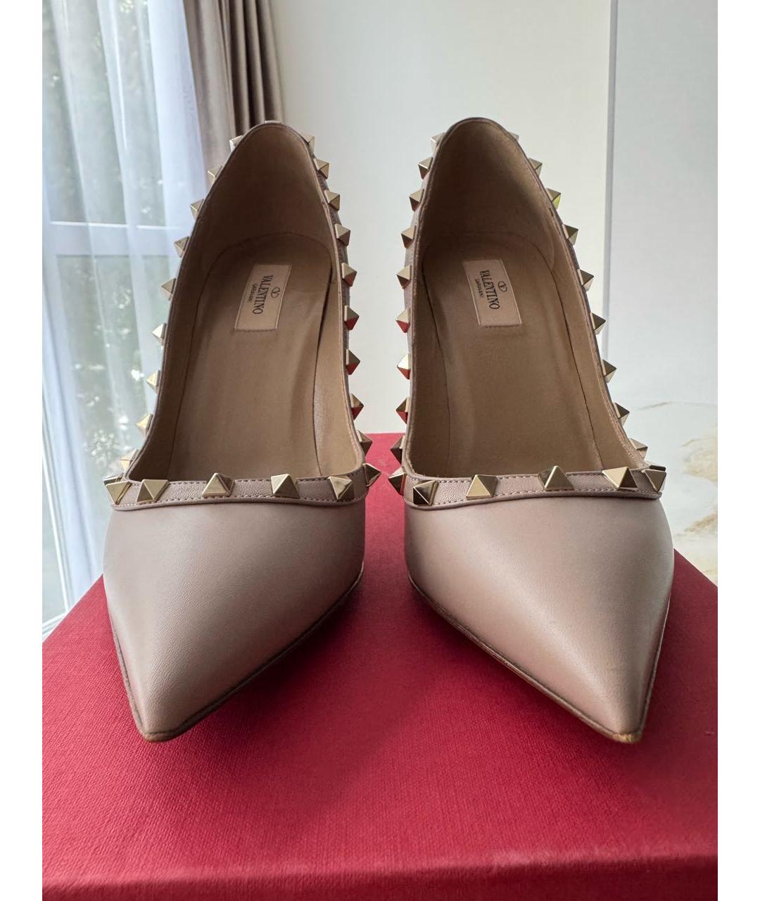 VALENTINO Бежевые кожаные туфли, фото 2