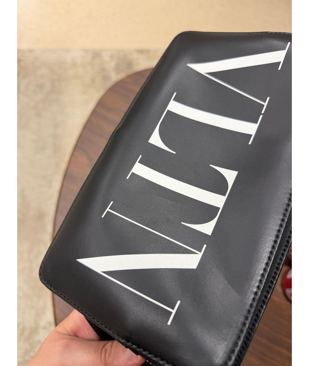 VALENTINO Черная кожаная барсетка, фото 4