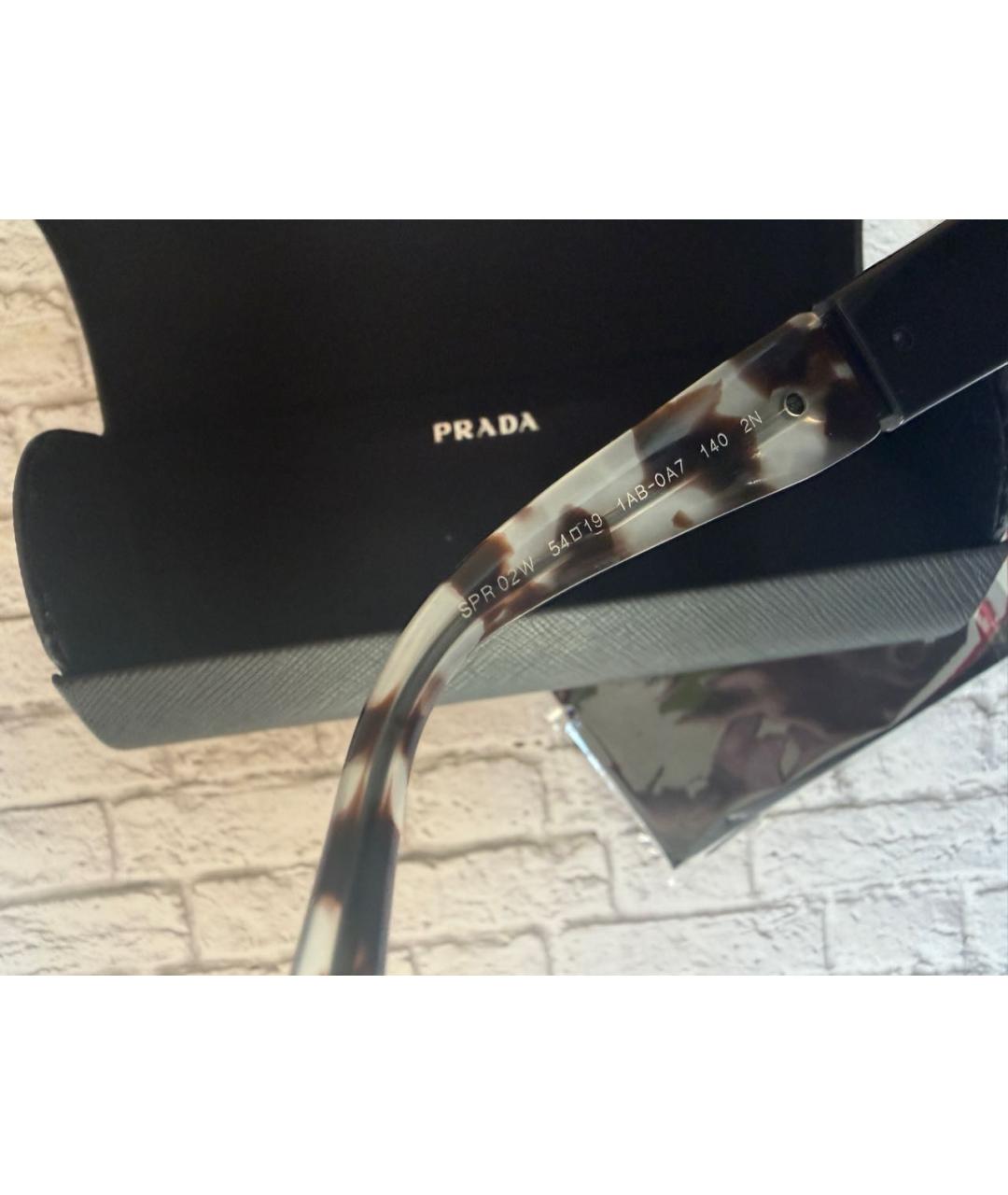 PRADA Антрацитовые пластиковые солнцезащитные очки, фото 8