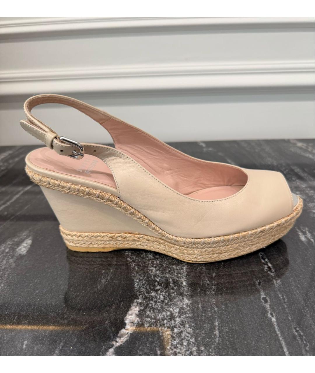 STUART WEITZMAN Бежевые кожаные босоножки, фото 9