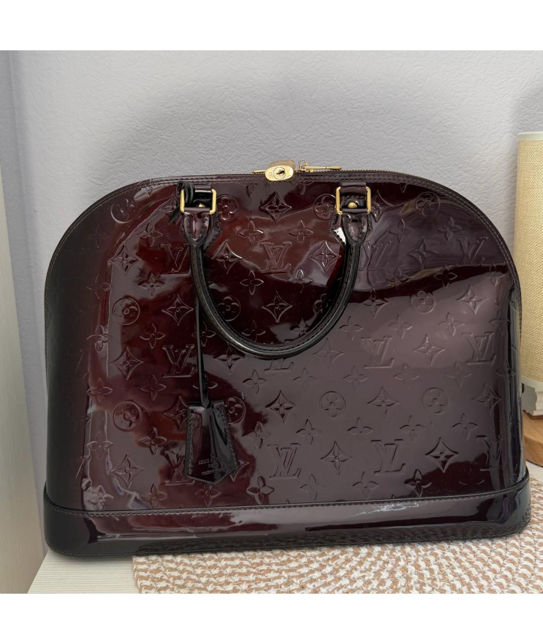 LOUIS VUITTON Бордовая сумка тоут из лакированной кожи, фото 5