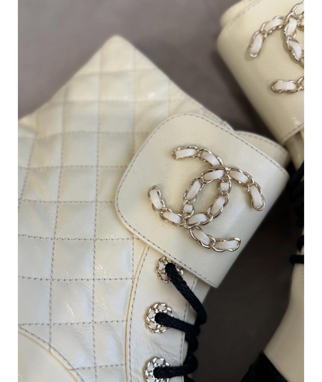 CHANEL Белые кожаные ботинки, фото 3