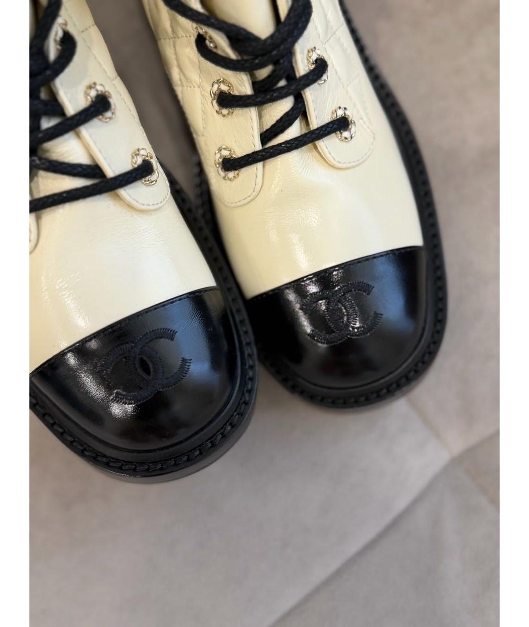 CHANEL Белые кожаные ботинки, фото 5