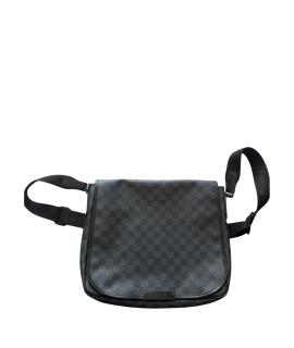 LOUIS VUITTON Барсетка