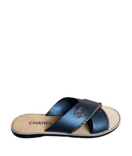 CHANEL Шлепанцы