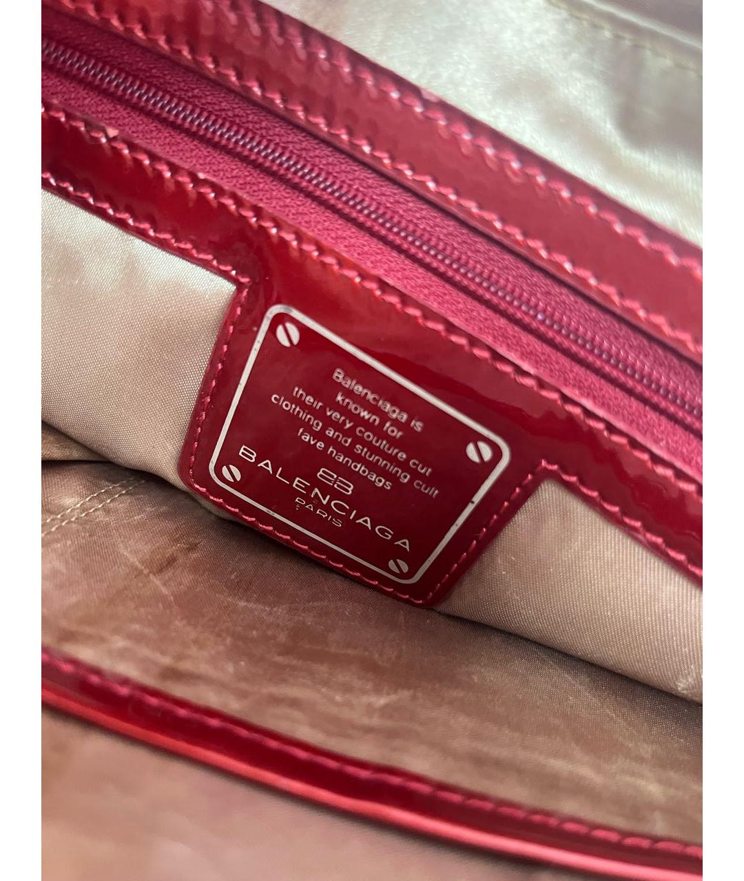 BALENCIAGA Красная сумка с короткими ручками из лакированной кожи, фото 6