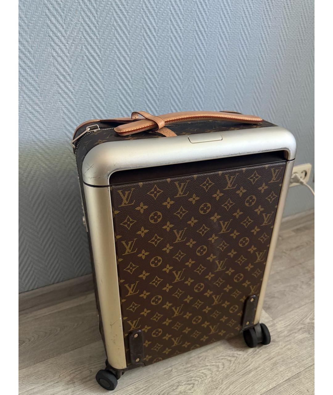 LOUIS VUITTON Коричневый чемодан из искусственной кожи, фото 3