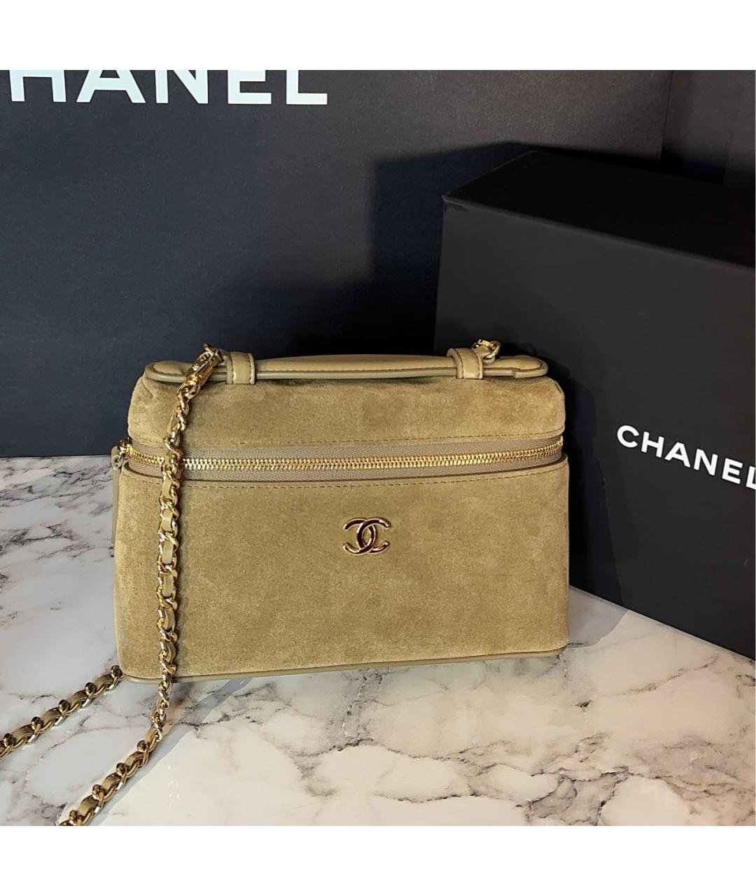 CHANEL Бежевая замшевая сумка через плечо, фото 3