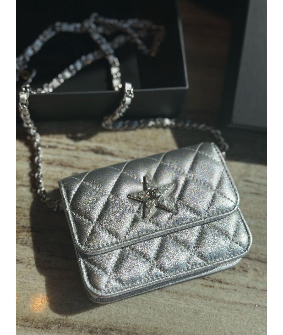 CHANEL Серебряная кожаная сумка через плечо, фото 3