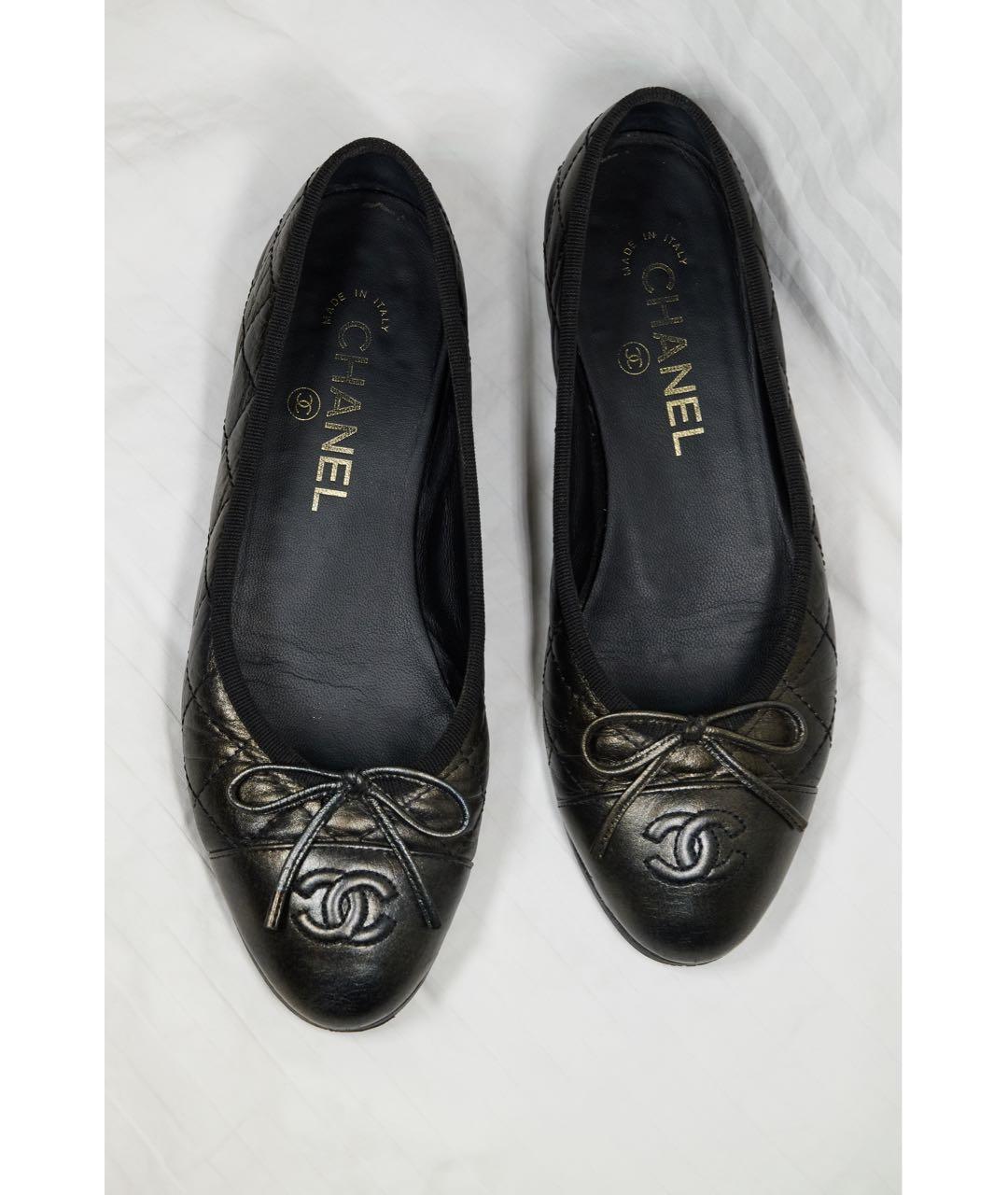 CHANEL Черные кожаные балетки, фото 5