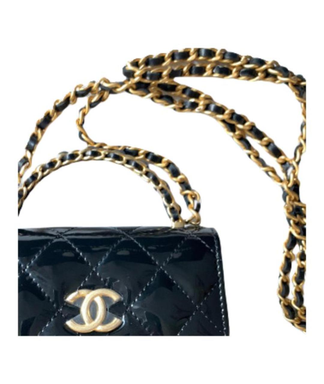 CHANEL Черная сумка через плечо из лакированной кожи, фото 5