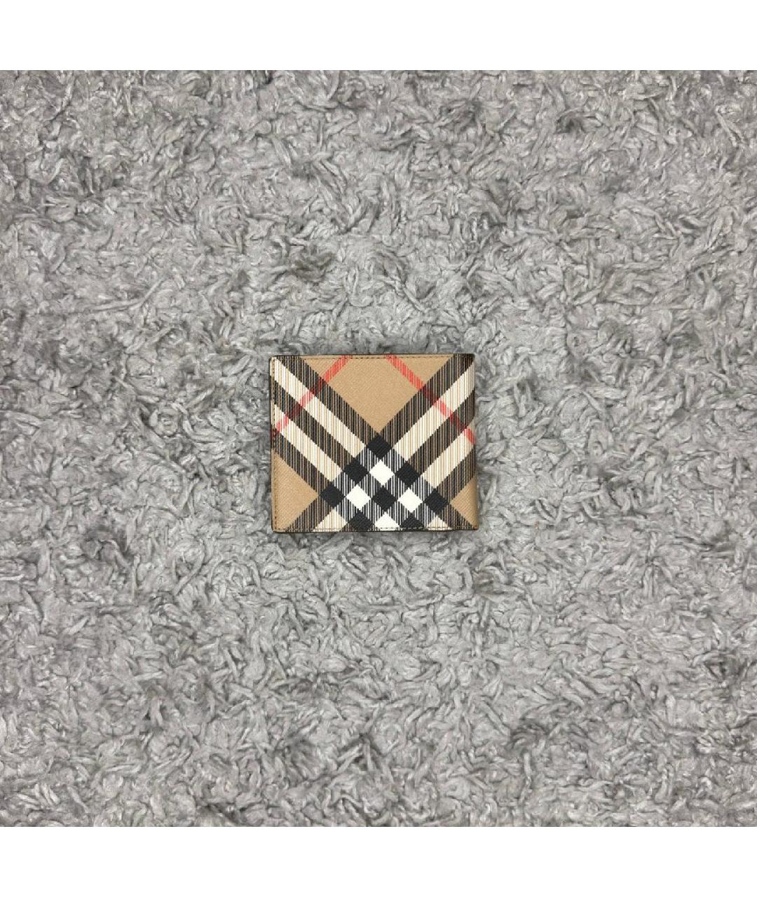 BURBERRY Бежевый кожаный кошелек, фото 2
