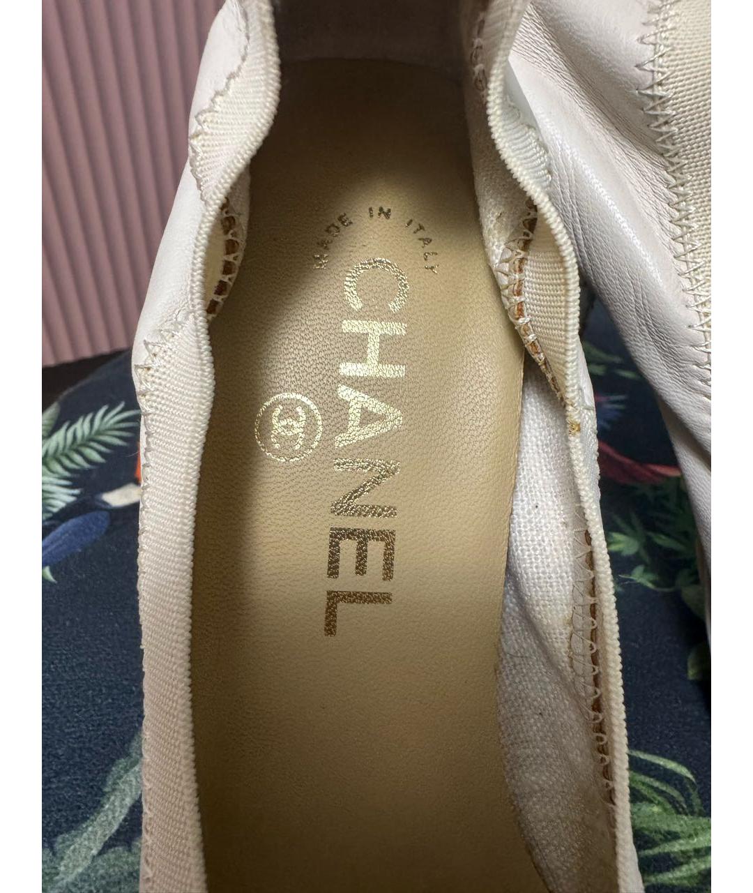 CHANEL Бежевые кожаные туфли, фото 8