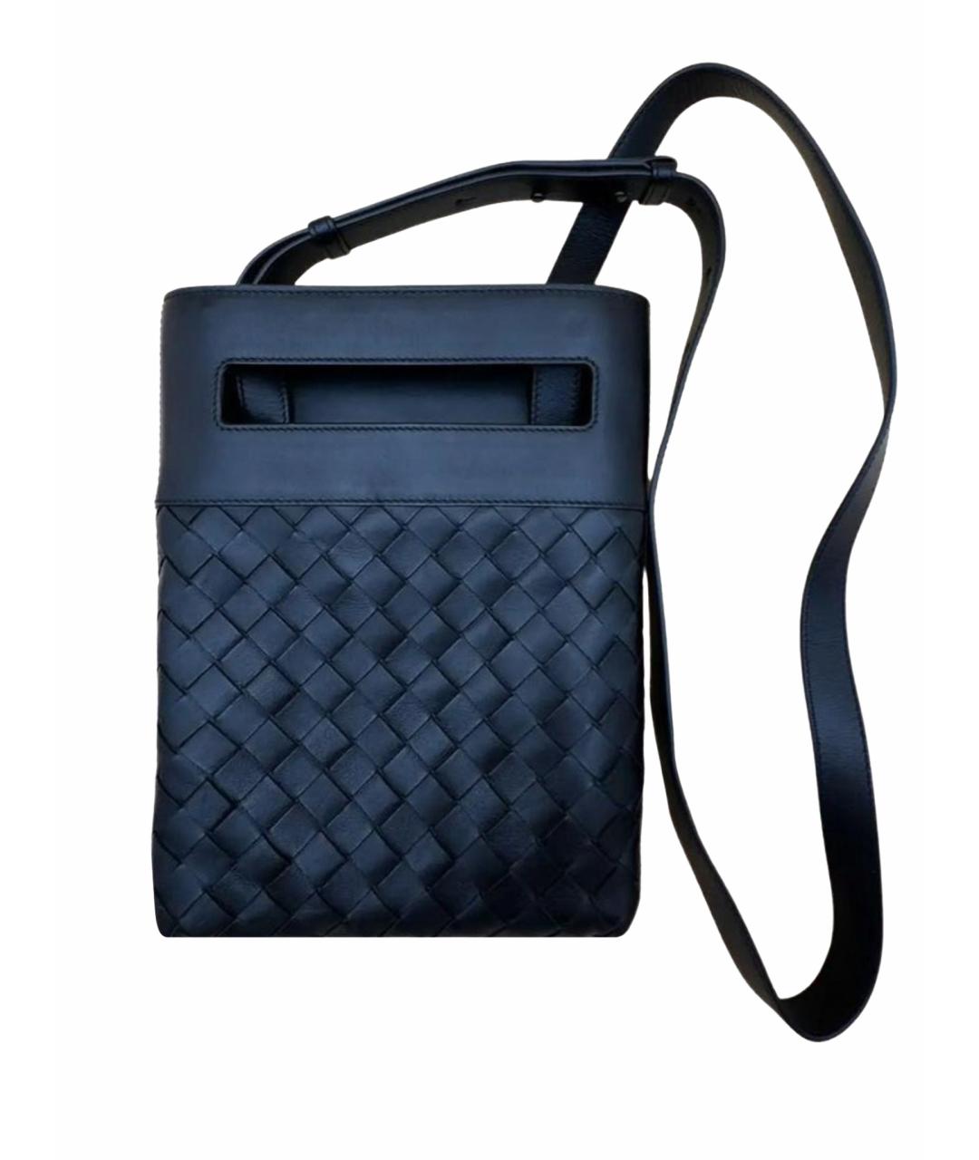 BOTTEGA VENETA Черная кожаная сумка на плечо, фото 1