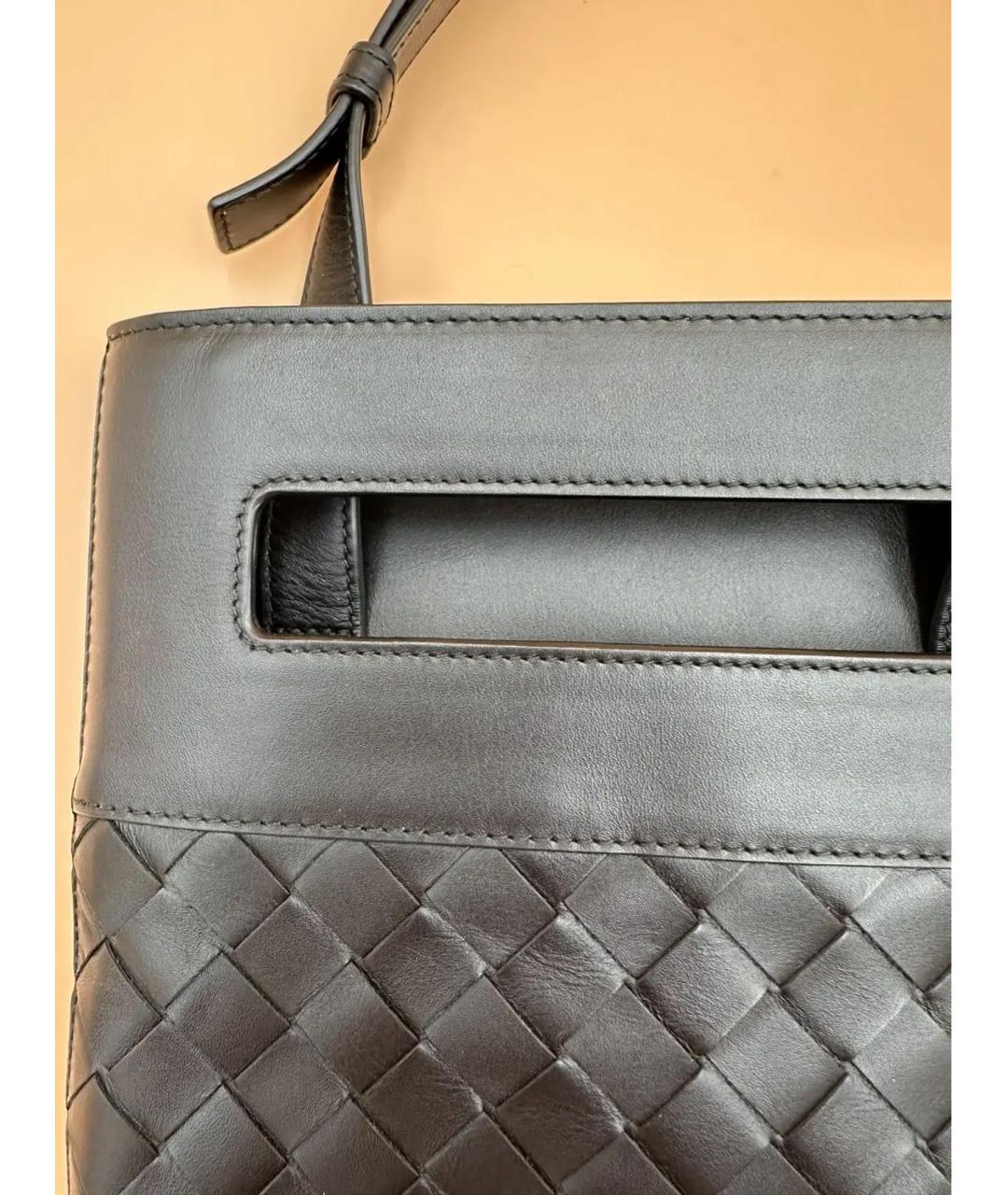 BOTTEGA VENETA Черная кожаная сумка на плечо, фото 4