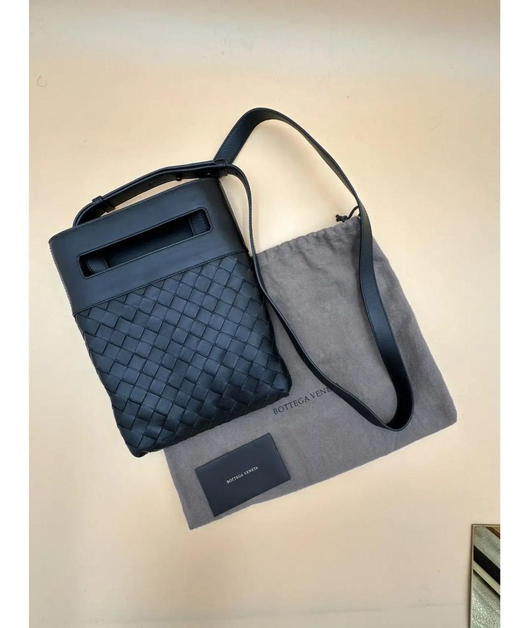 BOTTEGA VENETA Черная кожаная сумка на плечо, фото 2