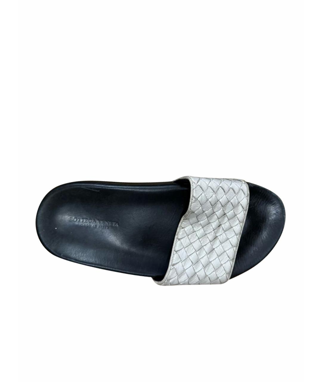 BOTTEGA VENETA Бирюзовые кожаные сандалии, фото 1