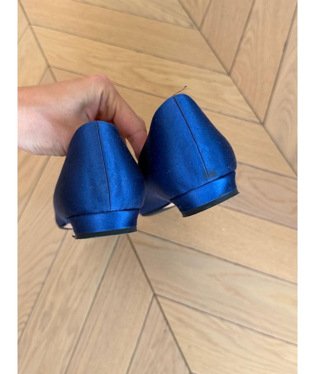 MANOLO BLAHNIK Синие текстильные балетки, фото 6