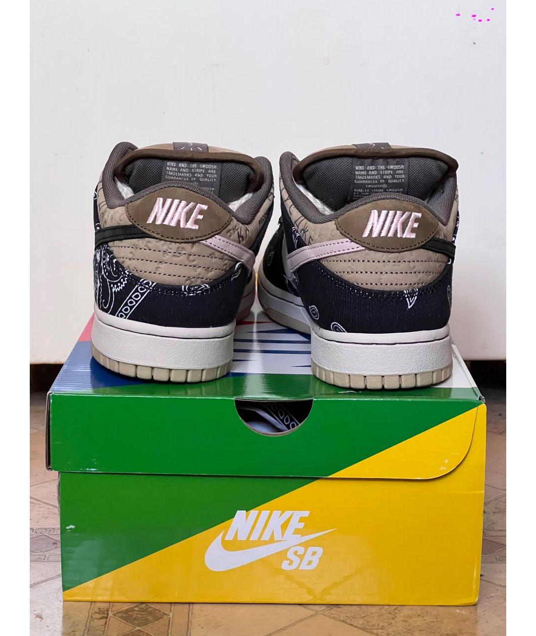 NIKE Бежевые нубуковые низкие кроссовки / кеды, фото 4