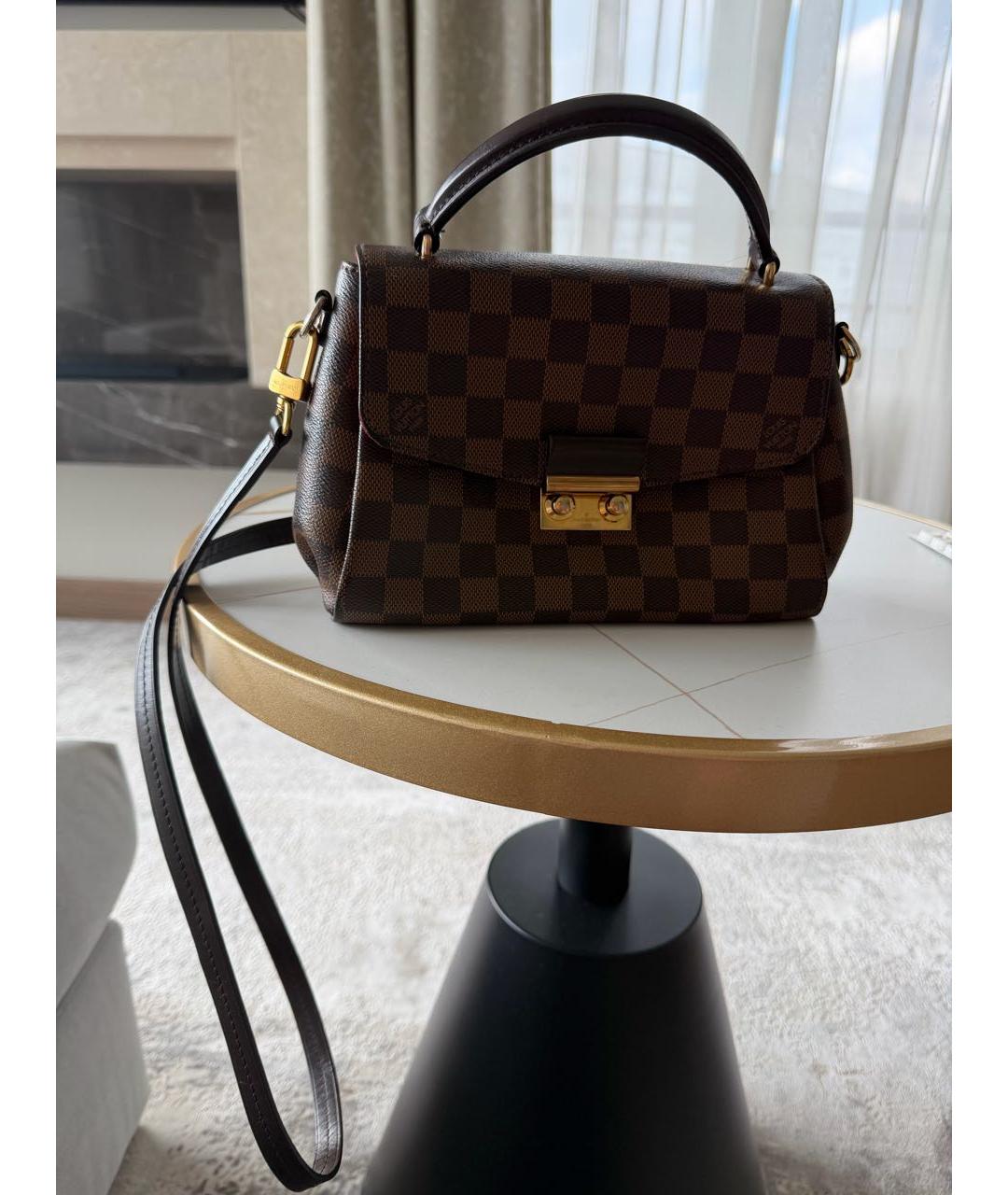 LOUIS VUITTON Горчичная кожаная сумка через плечо, фото 9