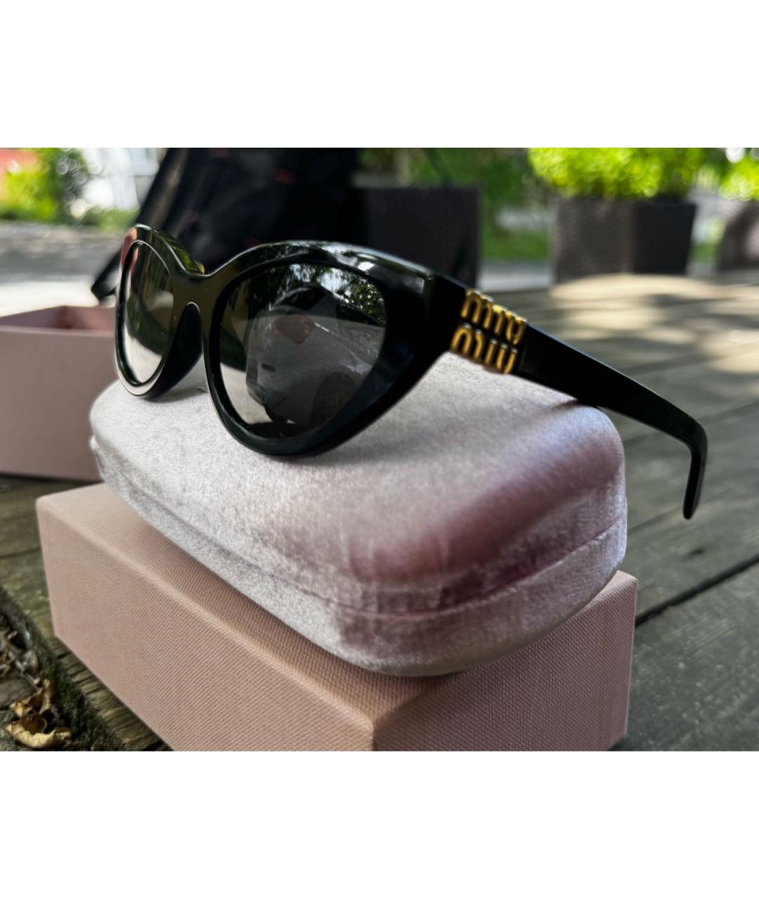 MIU MIU Черные пластиковые солнцезащитные очки, фото 4