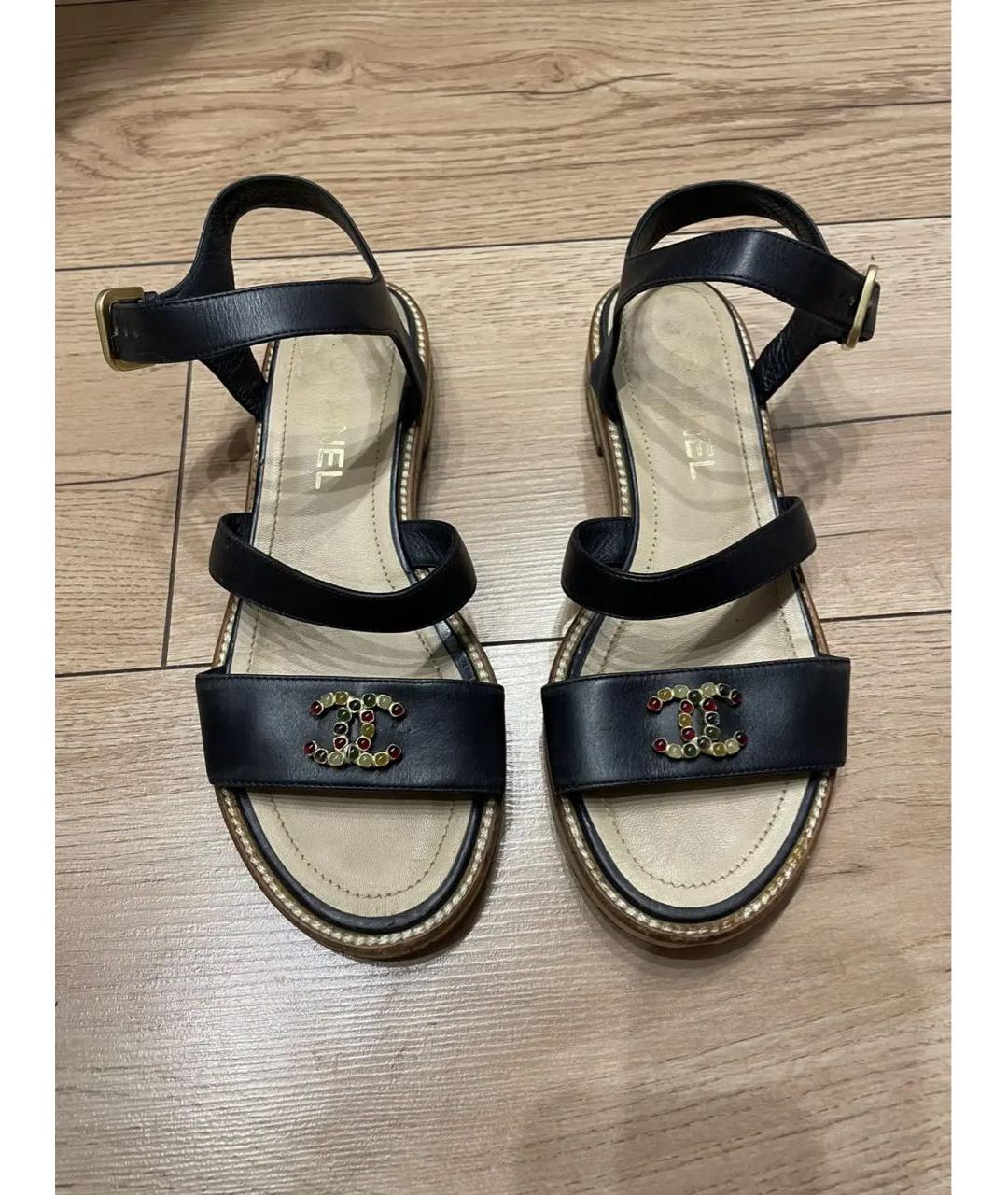 CHANEL Черные кожаные босоножки, фото 2