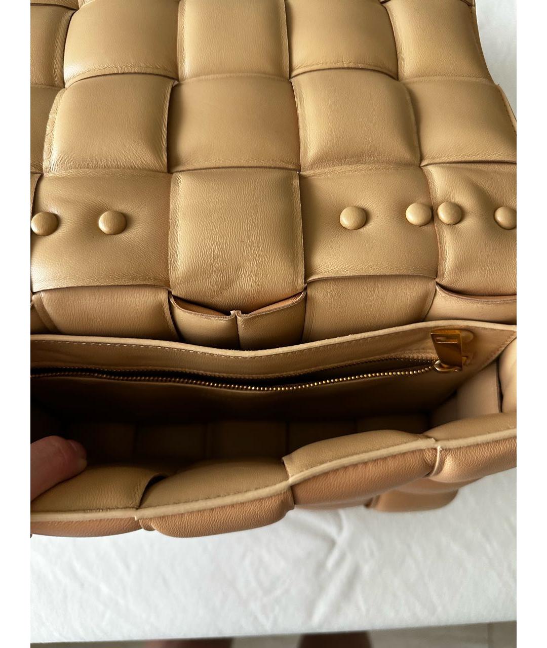BOTTEGA VENETA Бежевая кожаная сумка через плечо, фото 3