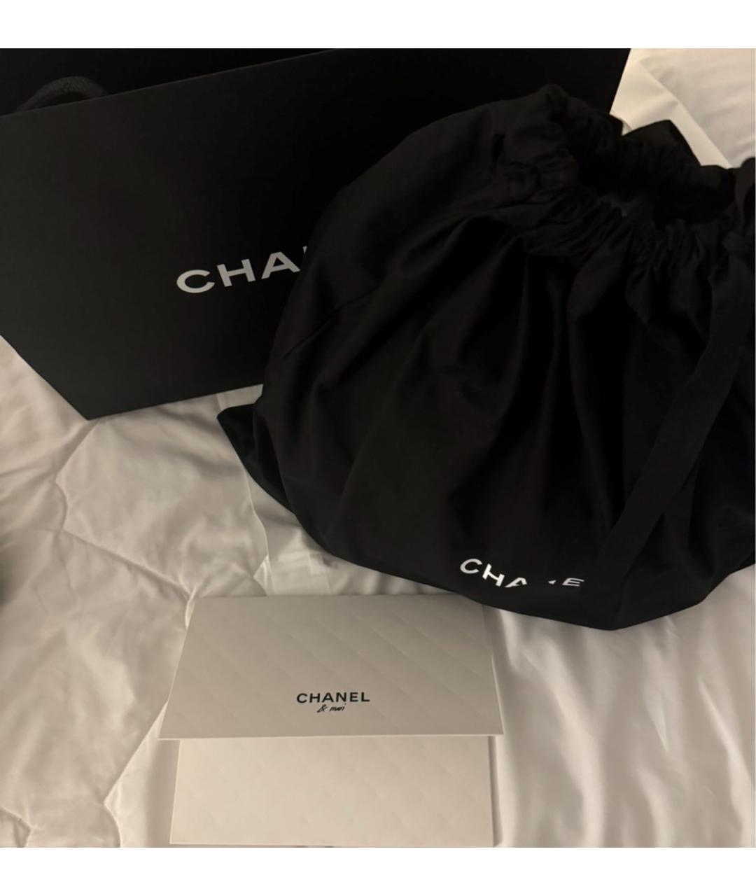 CHANEL Черная кожаная сумка тоут, фото 7