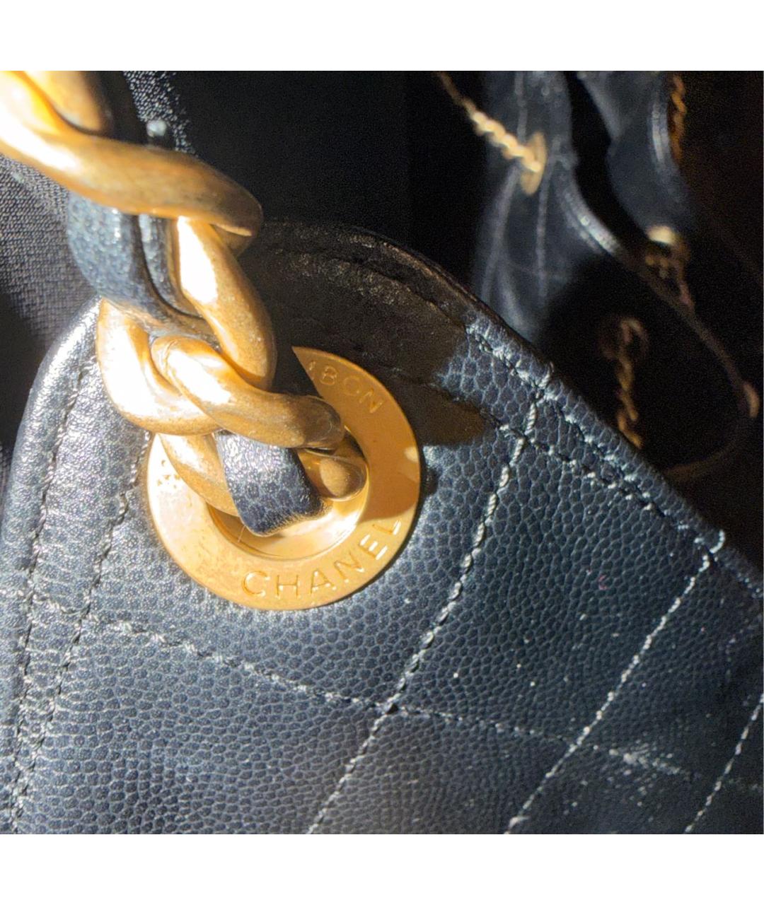 CHANEL Черная кожаная сумка тоут, фото 5