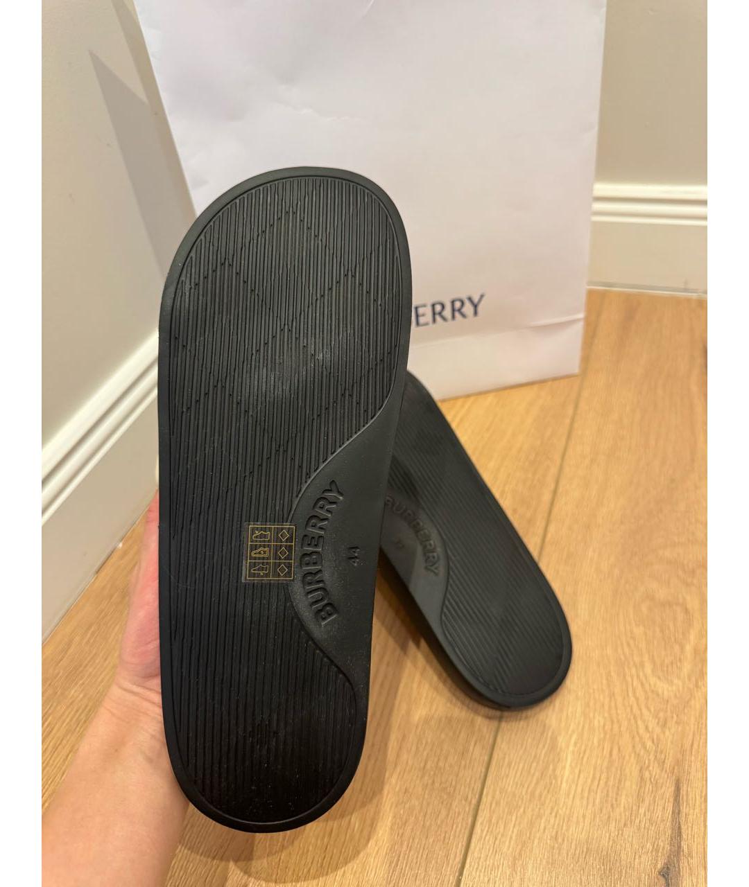 BURBERRY Черные резиновые шлепанцы, фото 6