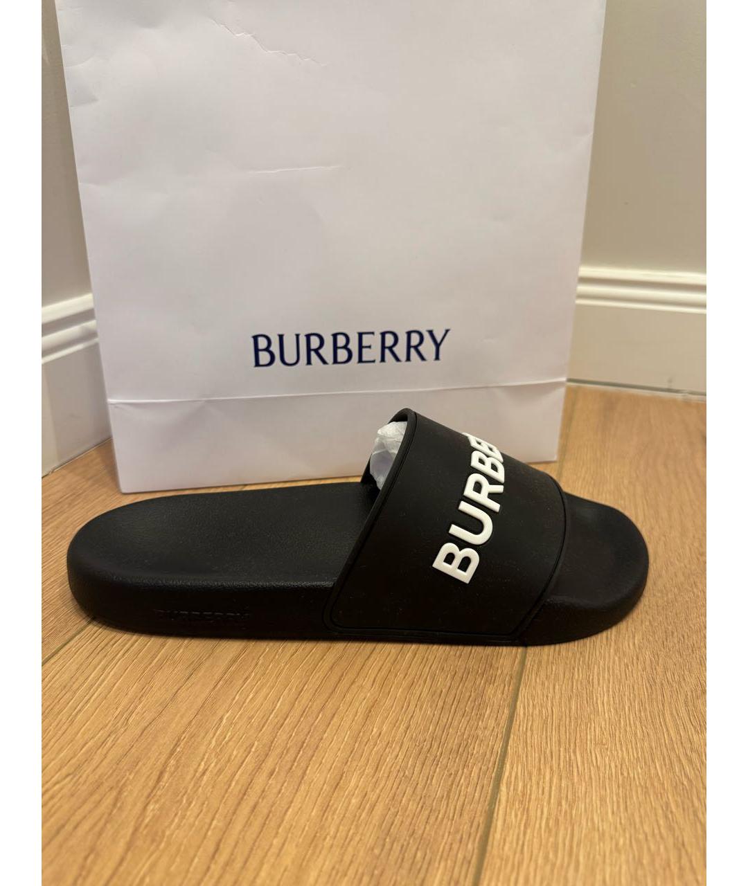 BURBERRY Черные резиновые шлепанцы, фото 7