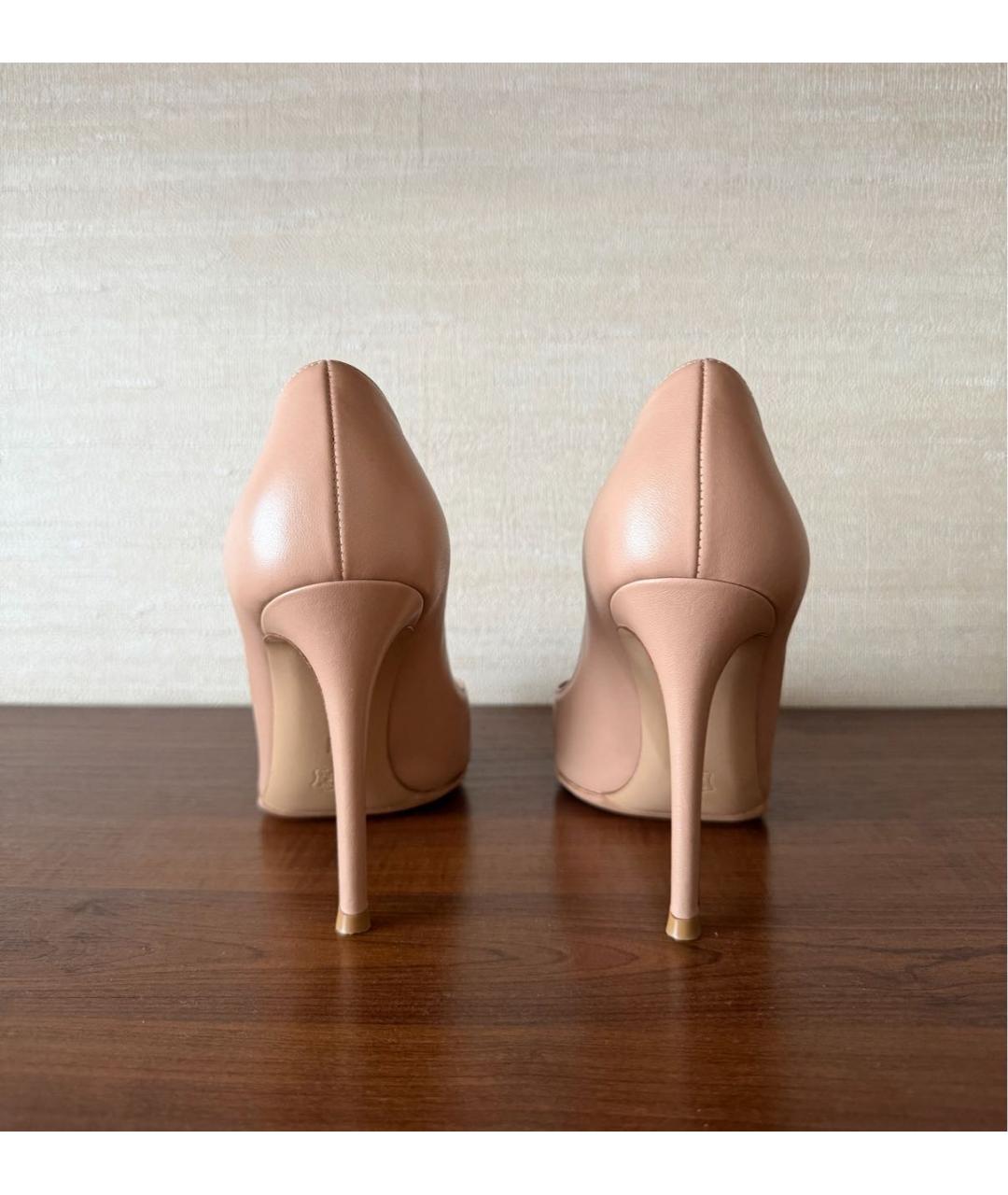 GIANVITO ROSSI Бежевые кожаные туфли, фото 4