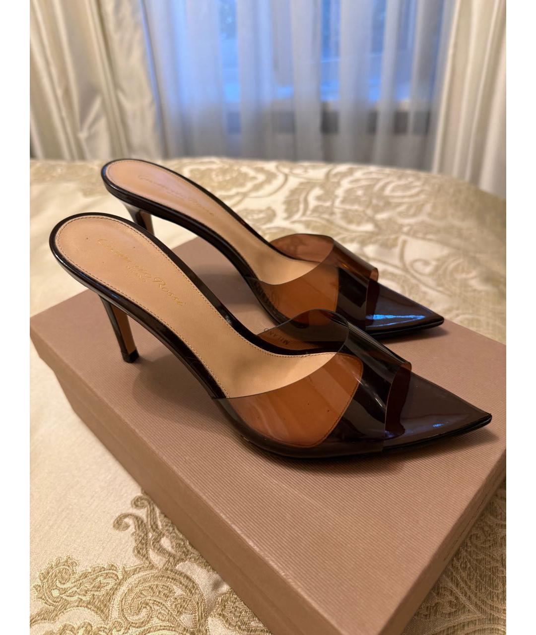 GIANVITO ROSSI Коричневые кожаные лодочки на низком каблуке, фото 6