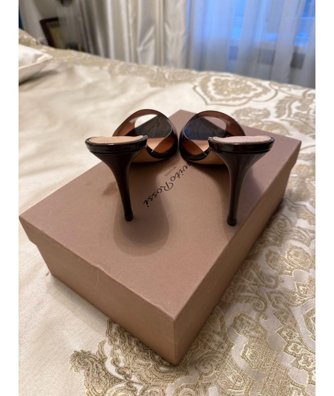 GIANVITO ROSSI Коричневые кожаные лодочки на низком каблуке, фото 4