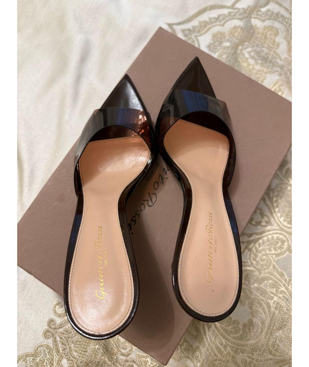 GIANVITO ROSSI Коричневые кожаные лодочки на низком каблуке, фото 3